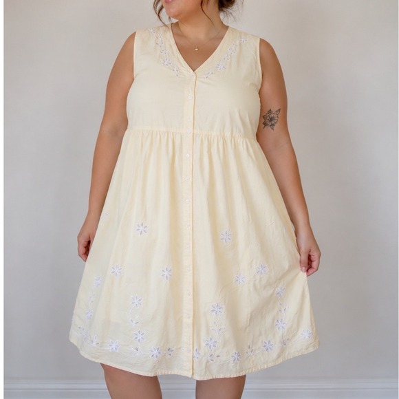 Venezia Vitale Dresses & Skirts - Vintage Butter Yellow Cotton Embroidered Midi Dress plus 18/20 cottage preppy
